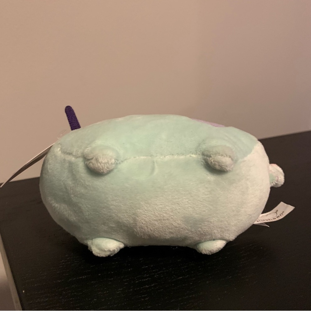 Pusheen the Cat Mint Green Pastel Heart Mini Plush - Picture 6 of 6